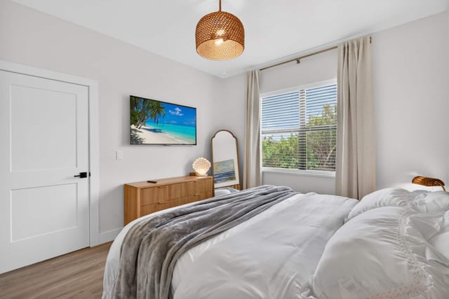 Bedroom 6