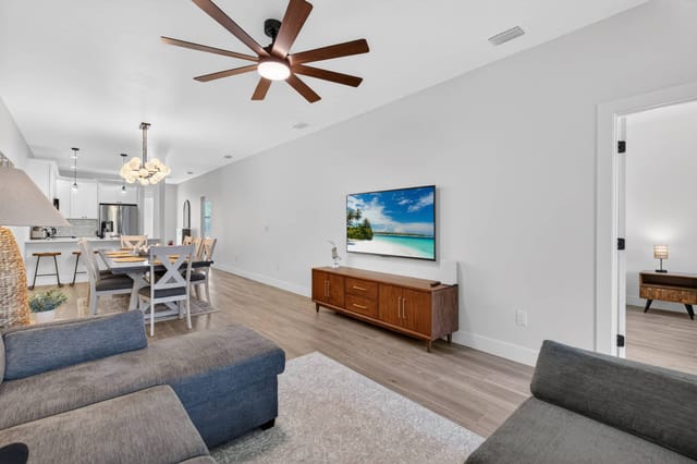 Living room 1