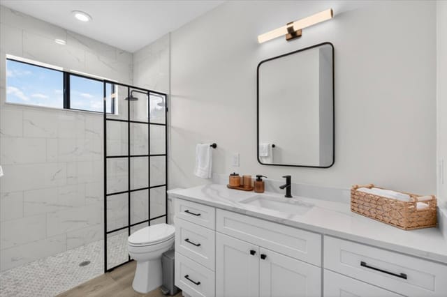 Full bathroom 2