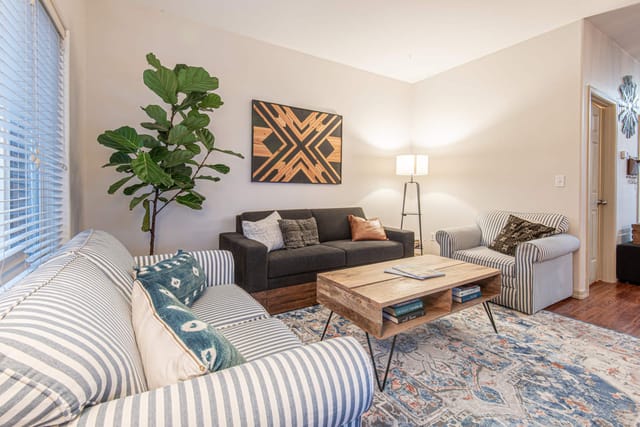 Rustic styled with accents of the sea with a full sized pull-out mattress.